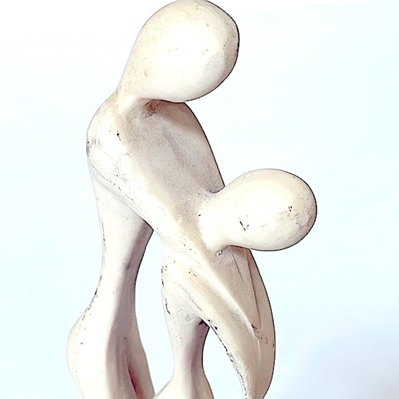 Abstract Sculpture Family Father Mother Child White Soapstone Resin Art Decor - Picture 6 of 9